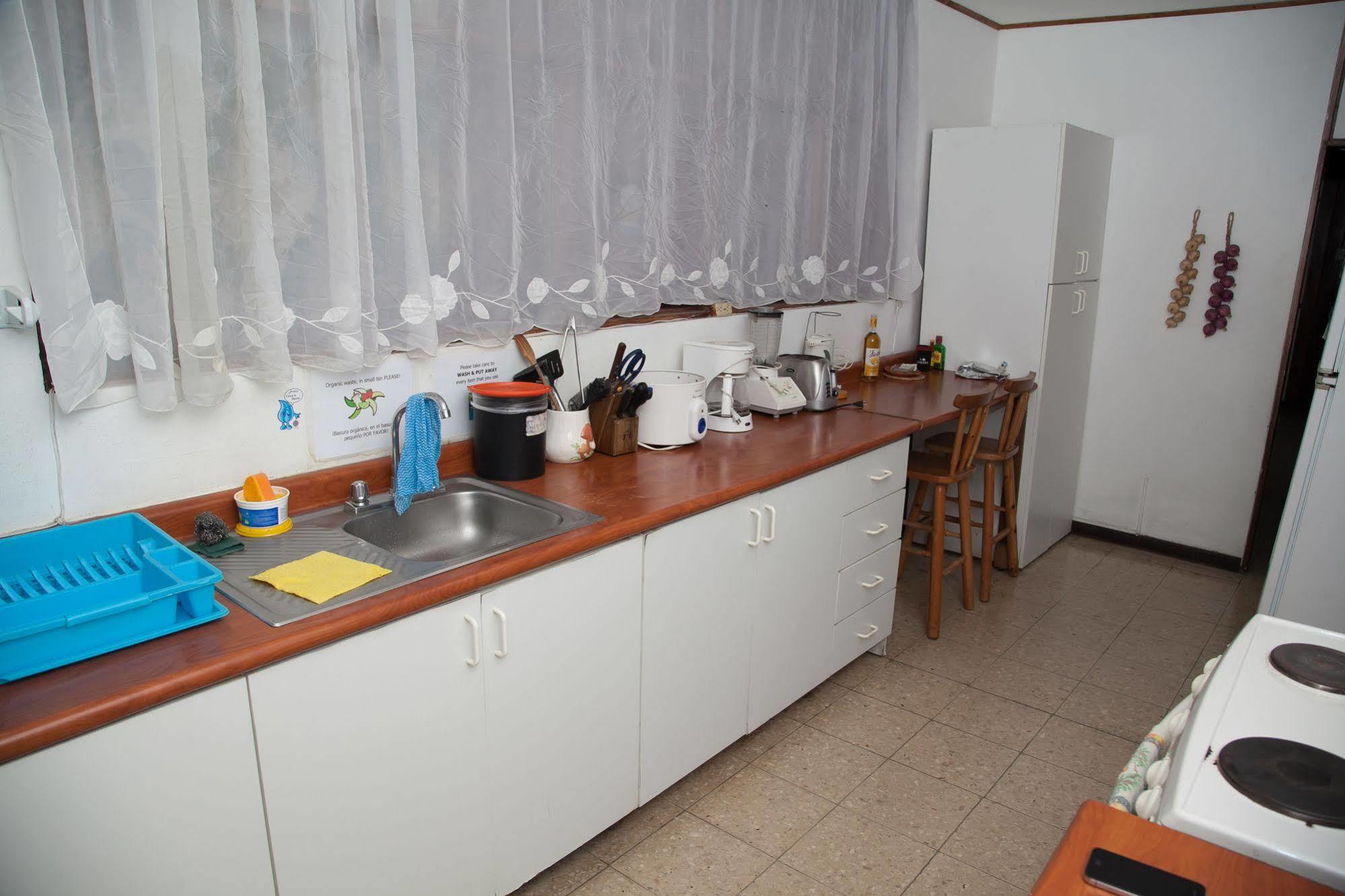ホテル Casa Kibi Kibi サンホセ エクステリア 写真